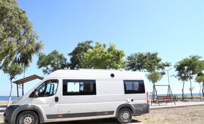 Evlerini ve hayallerini 