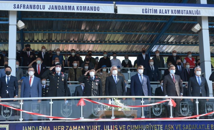 Karabük'te asayiş kursunu tamamlayan uzman erbaşlar için tören düzenlendi