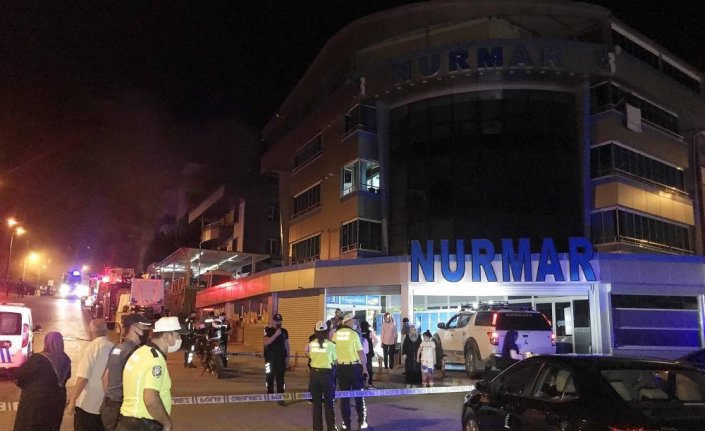 Karabük'te bir süpermarkette çıkan yangın büyümeden söndürüldü