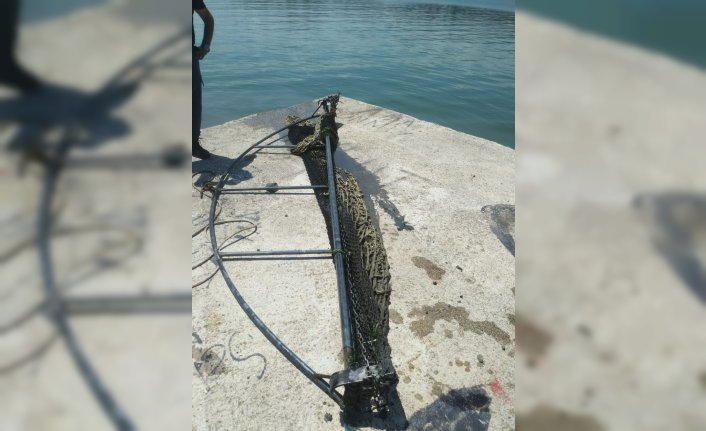 Karadeniz'de kaçak avcılık operasyonunda 2 düzenek ele geçirildi