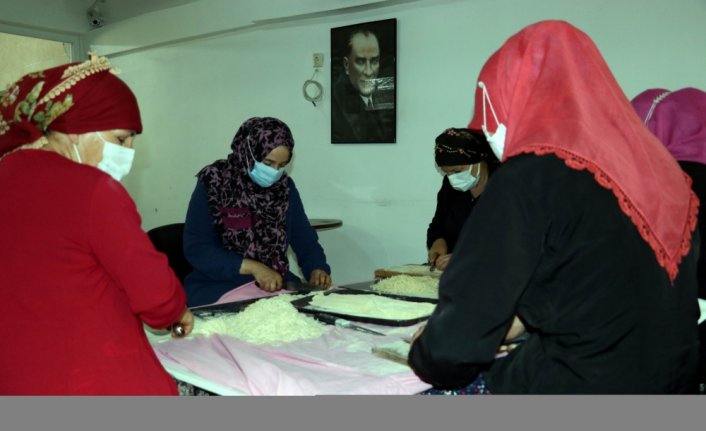 Kurdukları kooperatifle güçlerini birleştiren Amasyalı kadınların ürünleri sofraları süslüyor