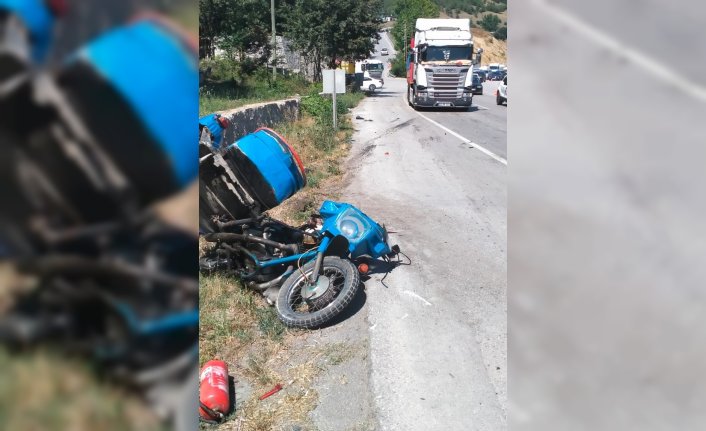Samsun'da tırın çarptığı motosikletin sürücüsü yaşamını yitirdi