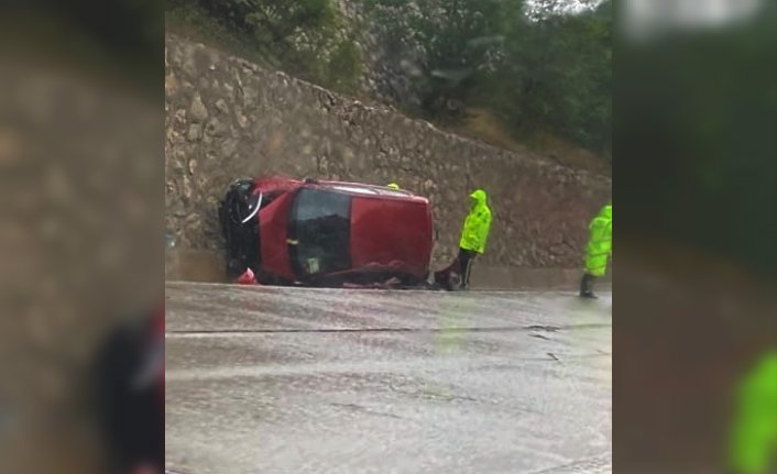Sinop'ta iki ayrı trafik kazasında 7 kişi yaralandı