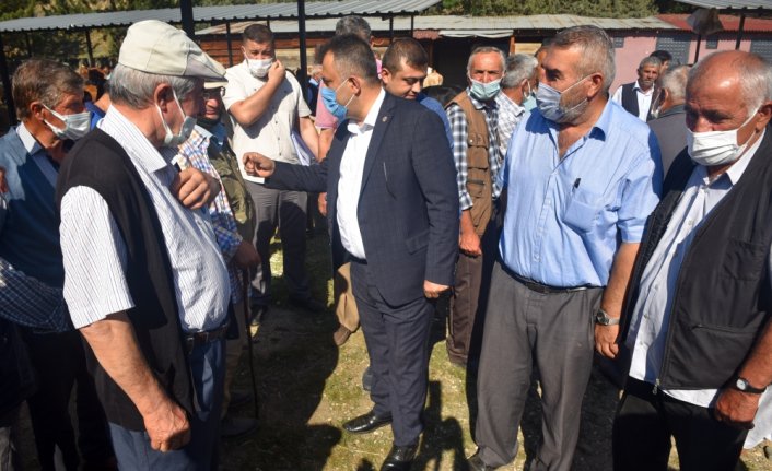 Taşköprü Belediye Başkanı Çatal, hayvan pazarını ziyaret etti