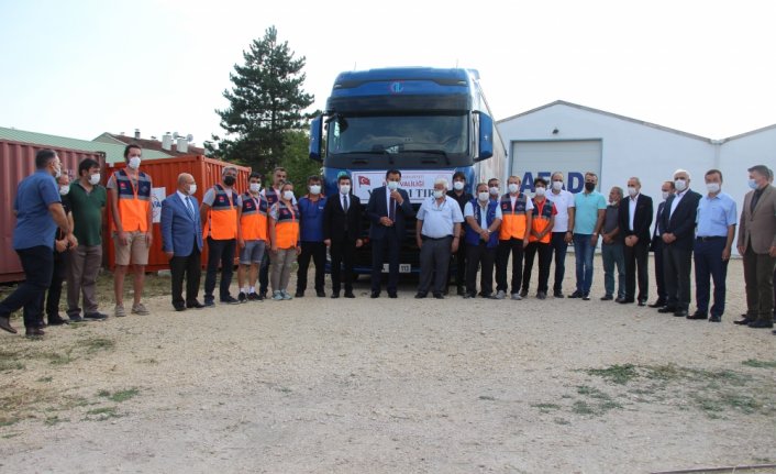 Bolu'dan sel felaketinin yaşandığı Kastamonu'ya yardım tırı gönderildi
