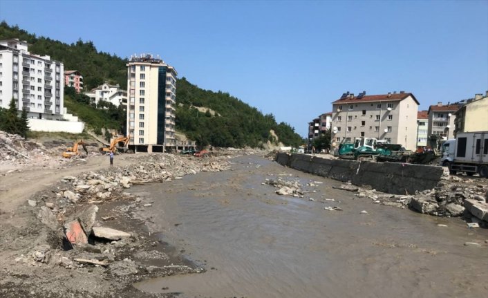Bozkurt'ta sel felaketinin yaralarını sarmak için çalışmalar devam ediyor