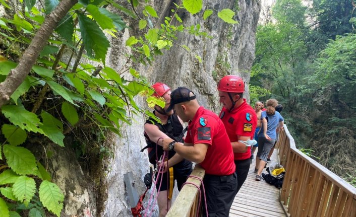 Horma Kanyonu'nda mahsur kalan 6 kişi jandarma ekiplerince kurtarıldı