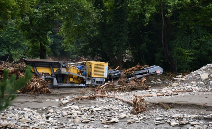 Kastamonu'nun Çatalzeytin ilçesinde selin etkileri ortaya çıktı