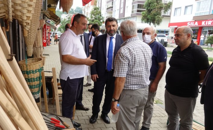 KOSGEB Başkanı Kurt, Arhavi'deki sel bölgesinde incelemelerde bulundu