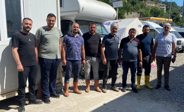 Medya-İş Genel Başkanı Ballı sel bölgesinde görev yapan gazetecileri ziyaret etti