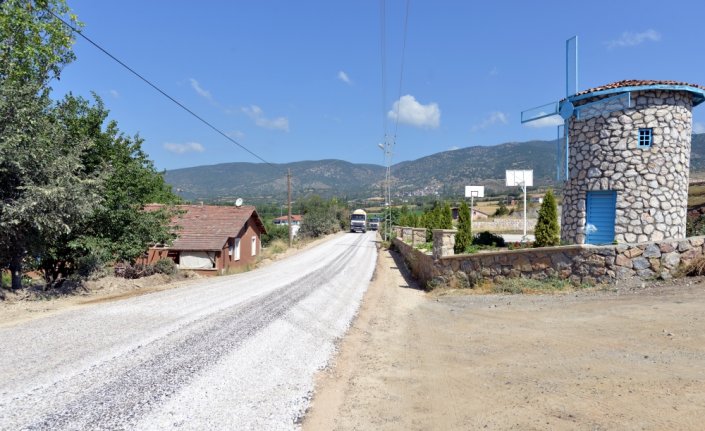 Tokat'ta yol çalışmaları devam ediyor