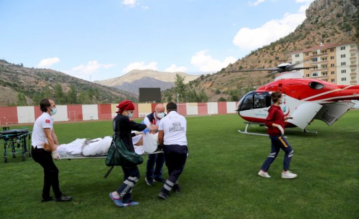 Ambulans helikopter Gümüşhane'deki entübe hasta için havalandı