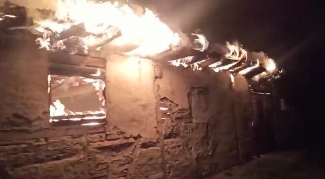 Bolu'da çıkan yangında 8 bin civciv telef oldu