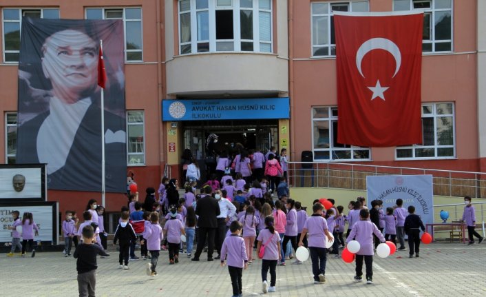 Bozkurt ve Ayancık'ta yüz yüze eğitim başladı