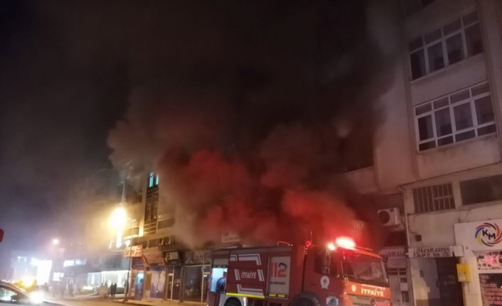 Çarşamba'da iş yerindeki yangın hasara neden oldu