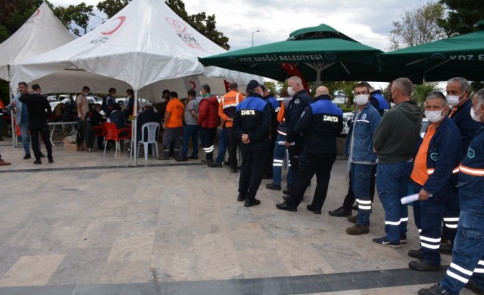 Ereğli'de kan ve kök hücre bağış kampanyasına yoğun ilgi