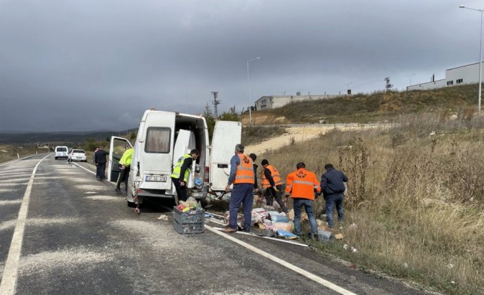 GÜNCELLEME - Kastamonu'da yolcu otobüsü ile minibüs çarpıştı, 10 kişi yaralandı