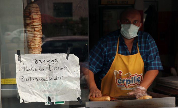 Karabük'te hayırseverden öğrencilere 