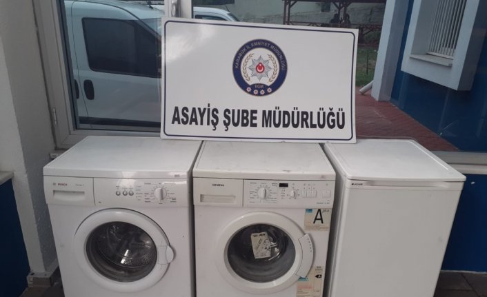 Karabük'te mağazadan beyaz eşya çaldığı iddia edilen 2 şüpheli yakalandı