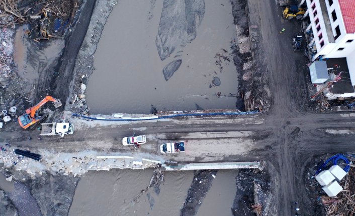 Sel felaketlerine karşı dere yataklarına kemerli ve açılır kapanır köprü önerisi