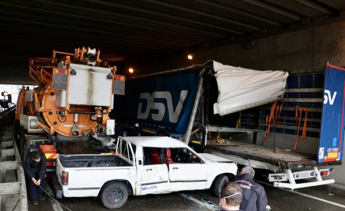Trabzon'da zincirleme trafik kazasında 3 kişi yaralandı