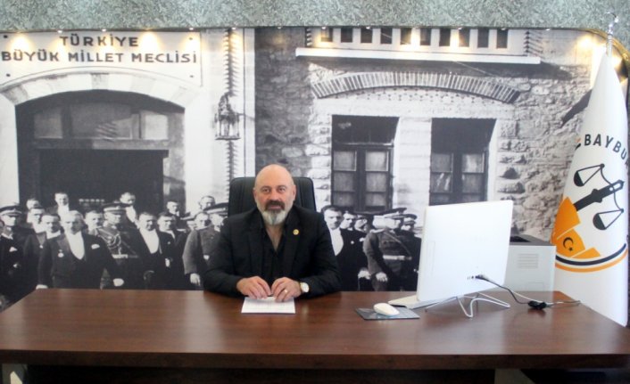 Yeni kurulan Bayburt Barosu Başkanlığına Serkan Pekmezci seçildi