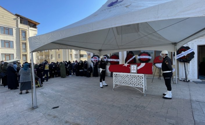 Ankara'da kazada yaşamını yitiren polis memuru memleketi Karabük'te toprağa verildi