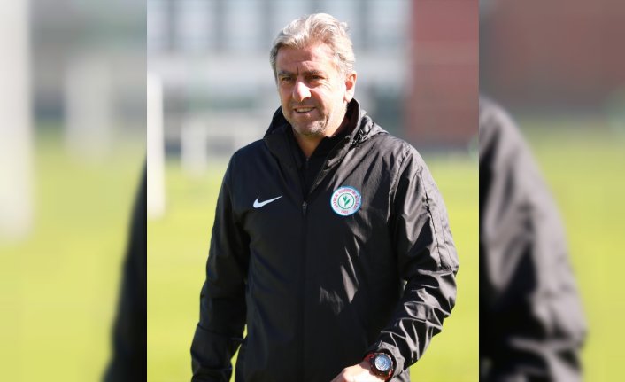 Çaykur Rizespor Teknik Direktörü Hamzaoğlu'ndan Trabzonspor maçı değerlendirmesi: