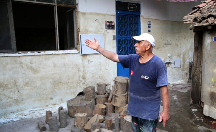 Evinden bahçeye açtığı kapı sayesinde selden kurtuldu