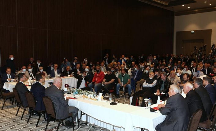 İstanbul Büyükşehir Belediye Başkanı İmamoğlu Trabzon'da basın toplantısı düzenledi: