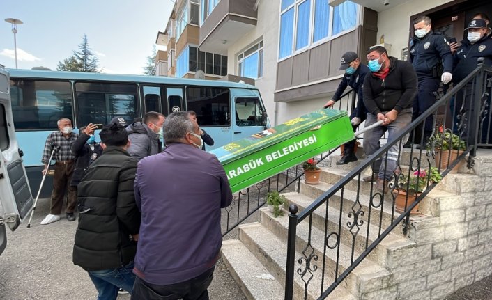 Karabük'te İran uyruklu kişi evinde ölü bulundu