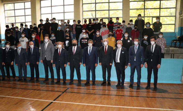 Milli Eğitim Bakan Yardımcısı Şensoy, Karabük'te ziyaretlerde bulundu
