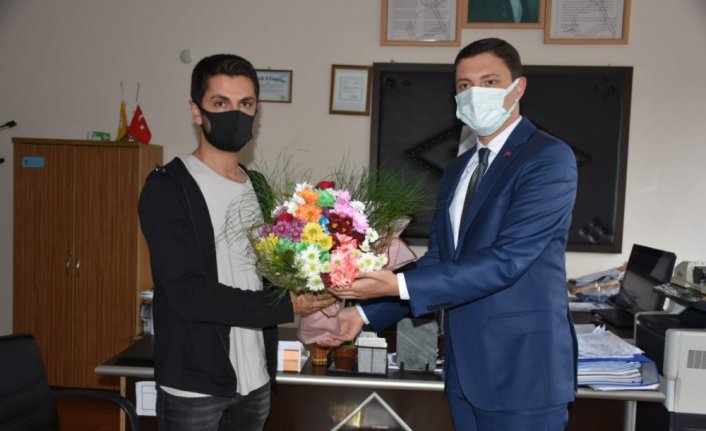 Öğretmeni sınıftan kovduğu iddia edilen kaymakam özür diledi