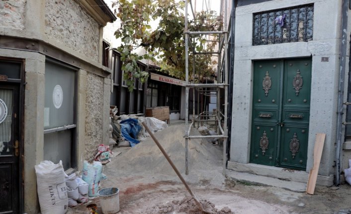 Safranbolu'daki 23 tarihi dükkanın restorasyon çalışmasına başlandı