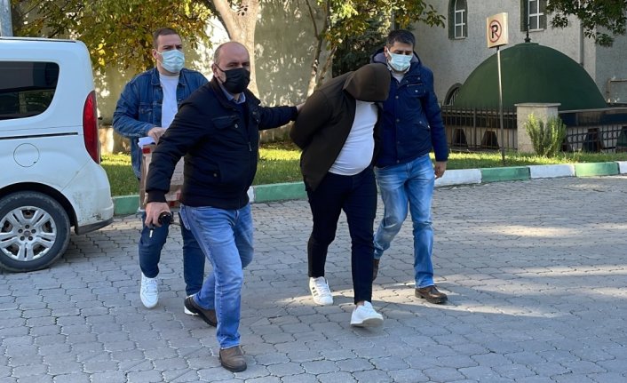 Samsun'da bir çiftin ikametini yağmaladıkları iddiasıyla iki şüpheli yakalandı