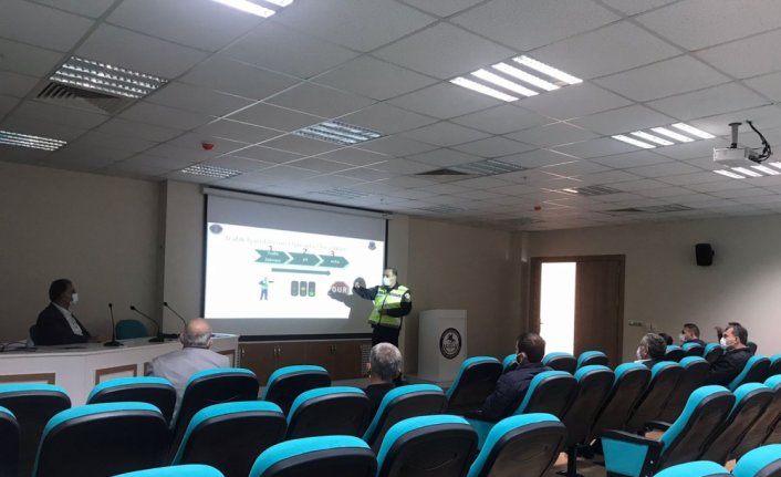 Samsun'da okul ve personel servisi sürücülerine eğitim verildi