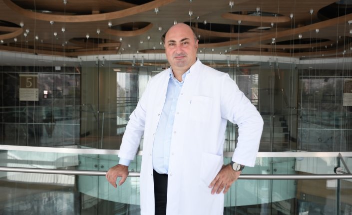 Bir kalp nakli için 1000'e yakın hasta sıra bekliyor