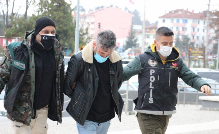 Bolu'da uyuşturucu operasyonunda 20,27 gram metamfetamin ele geçirildi