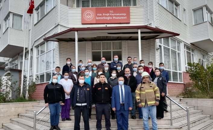 Ereğli'de itfaiyeden huzurevi sakinlerine yangın tatbikatı