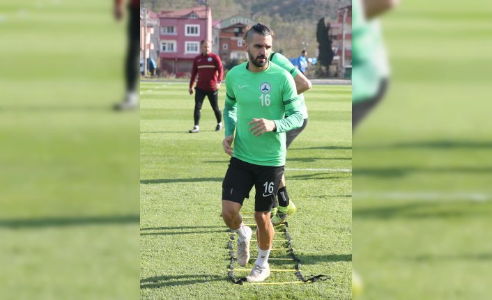 Giresunsporlu Aziz Eraltay, ligde üst sıralara çıkmak istediklerini söyledi: