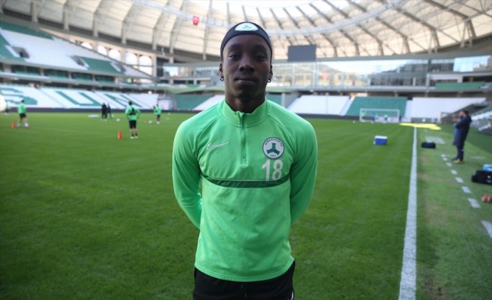 Giresunsporlu Diabate'den taraftarlara ligde kalma sözü: