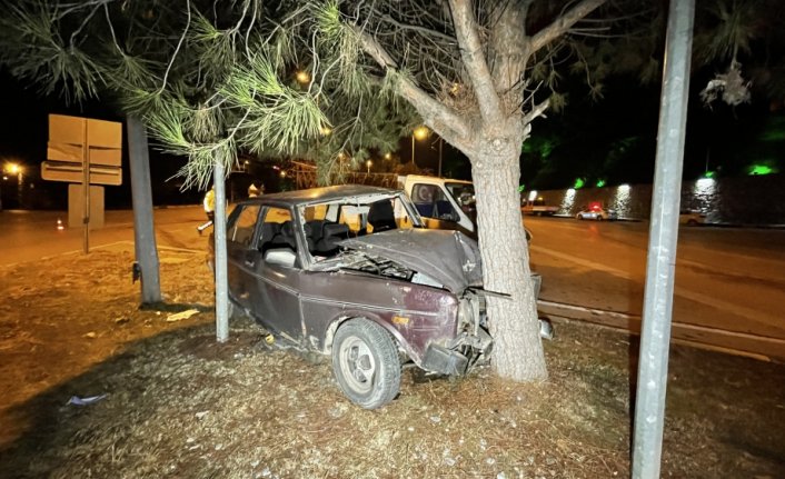 Karabük'te kamyonetle çarpışan otomobilin sürücüsü öldü