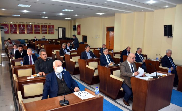 Karabük'te köy yollarına 91 kilometre sıcak asfalt serildi