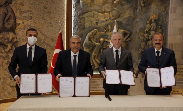 SANKO Holding Gaziantep'e 5 eğitim tesisi yapacak