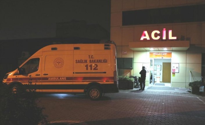 Savaş mağduru Muhammed ameliyatı için İstanbul'da özel hastaneye sevk edildi