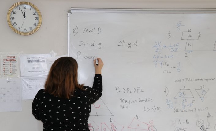 Sınavlara hazırlanan gençler destekleme ve yetiştirme kurslarından memnun