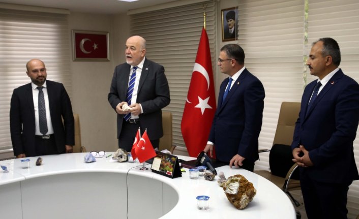 Tokat'ta yarı değerli taşlar kadınların elinde mücevhere dönüşecek