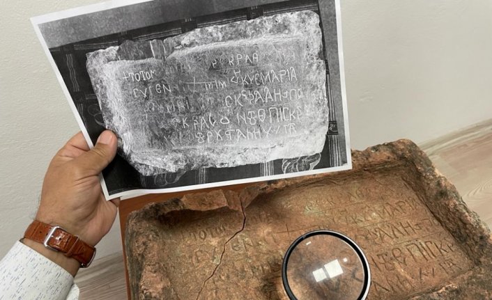 Giresun Adası'ndaki kazılarda 14. yüzyıla ait kitabe bulundu