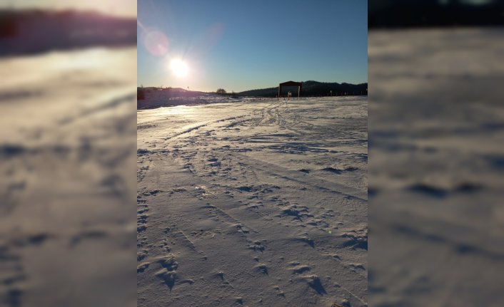 Karabük'teki Keltepe Kayak Merkezi'ne kar yağdı