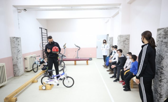 Ordu'da zihinsel engelli öğrencilerin bisiklet sürme hayali gerçek oldu